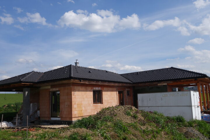 Střecha – Zubří Stodo 12